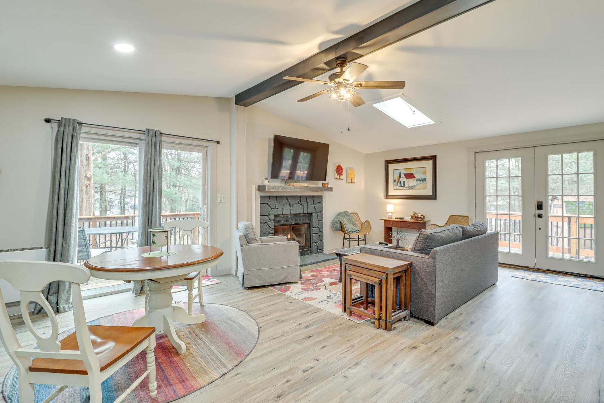 Quaint Jim Thorpe Cabin Retreat, Walk To Beach! Exterior photo