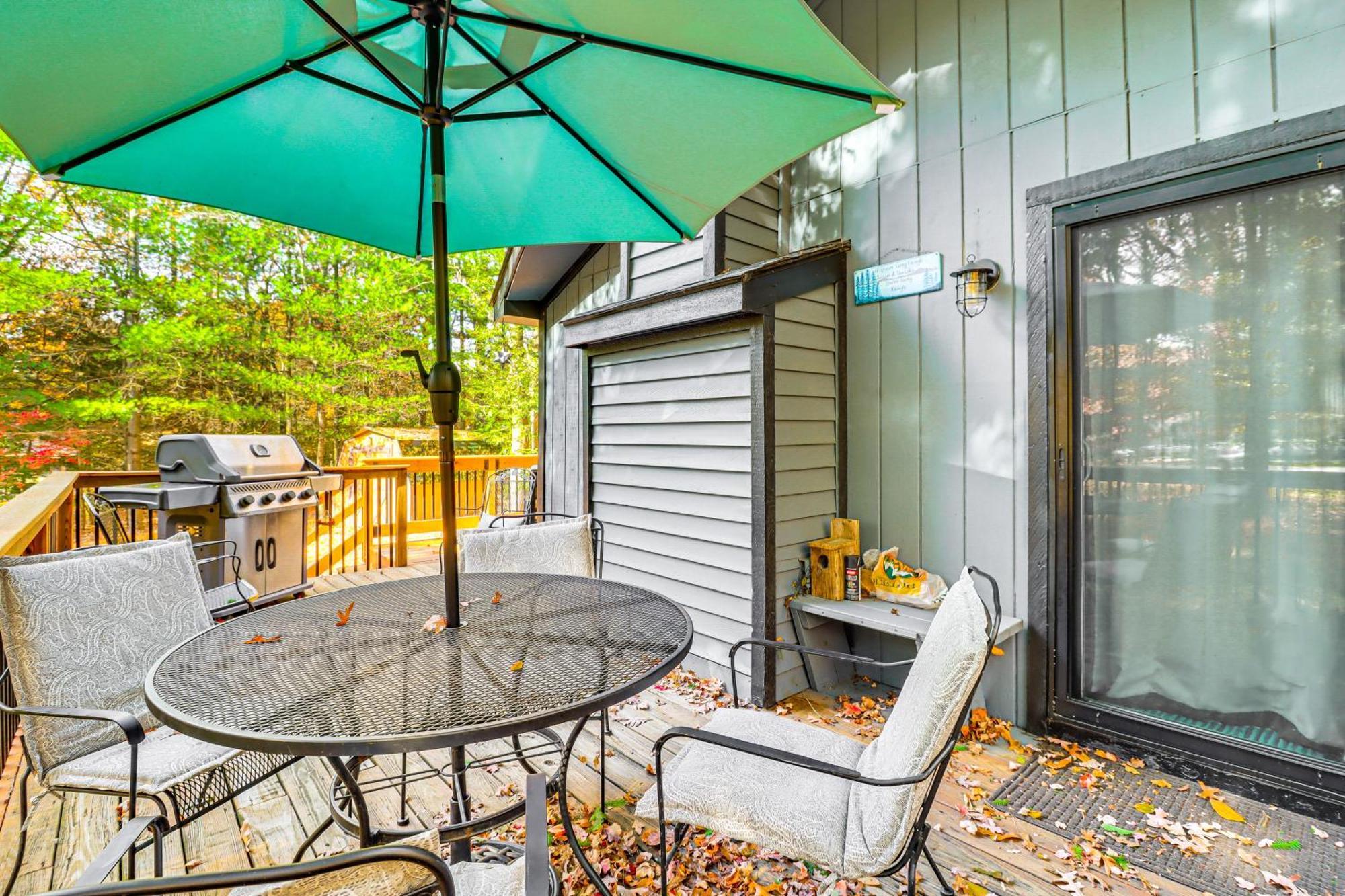 Quaint Jim Thorpe Cabin Retreat, Walk To Beach! Exterior photo