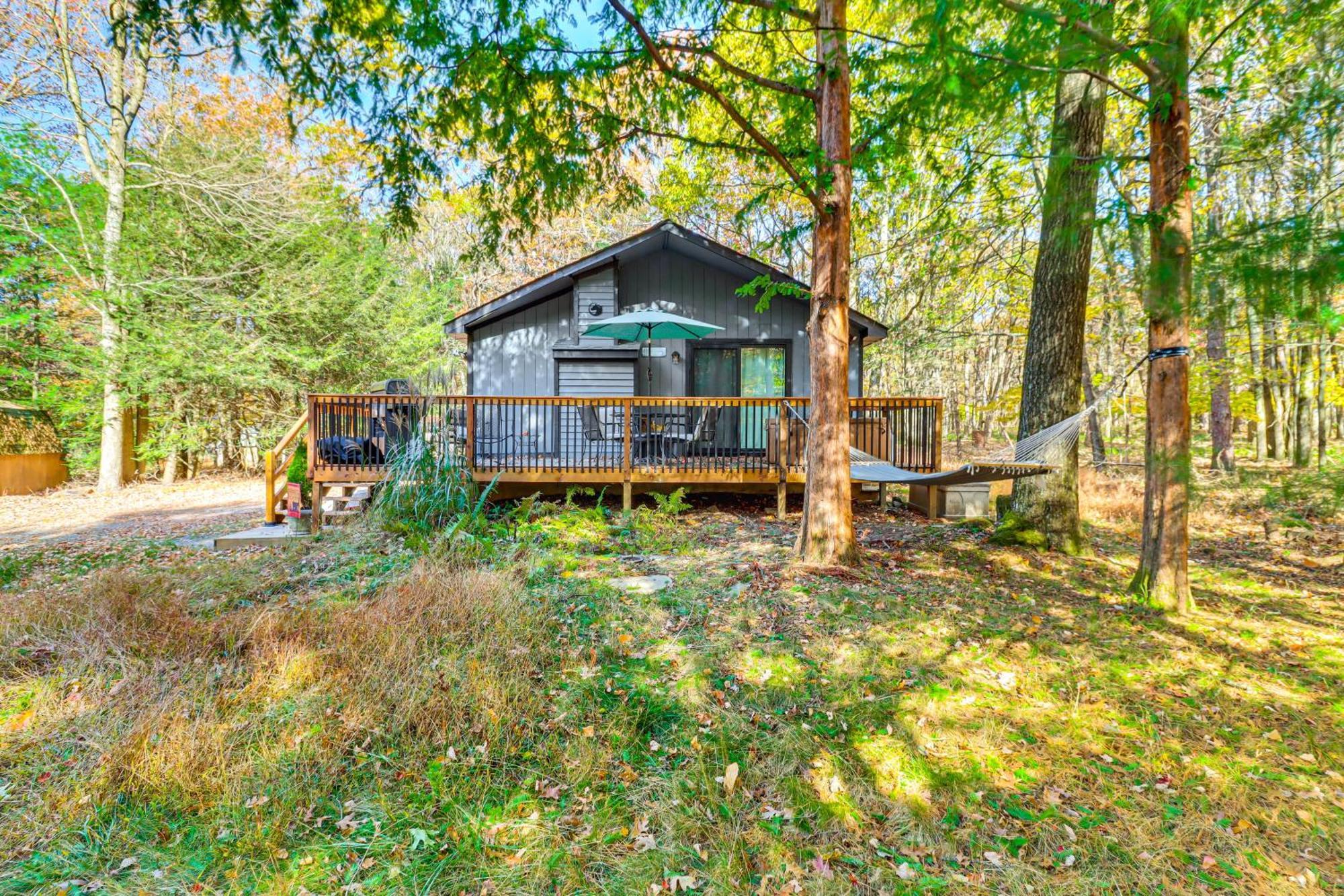 Quaint Jim Thorpe Cabin Retreat, Walk To Beach! Exterior photo